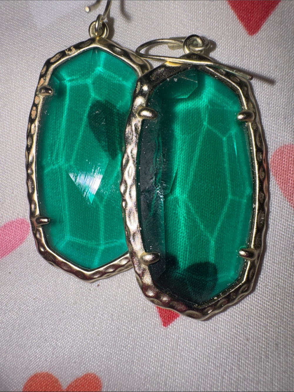 Kendra Scott Gold-Frame Emerald Green Faceted Drop Earrings